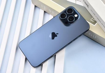 清河门苹果维修点分享iPhone 15 Pro Max屏幕更换全新实操风险 